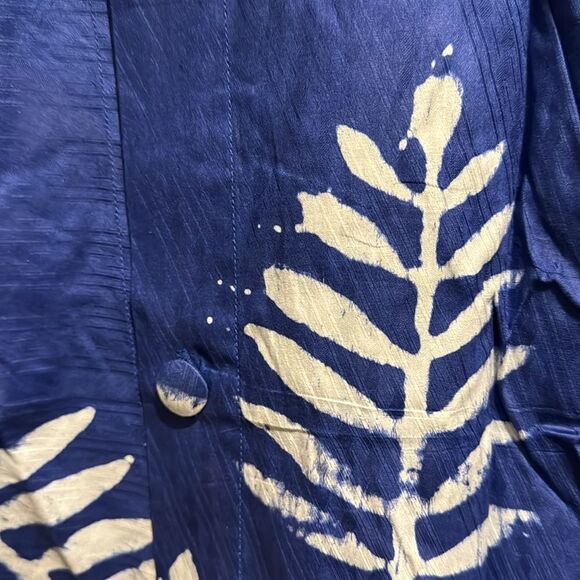 Gorgeous Declaj Clothing original hand sewn adire navy leaf tie dye midi dress. - Picture 3 of 8